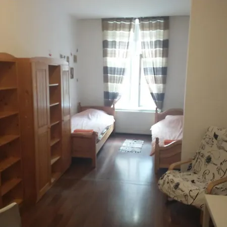 Off Off Off Not On * Krakau